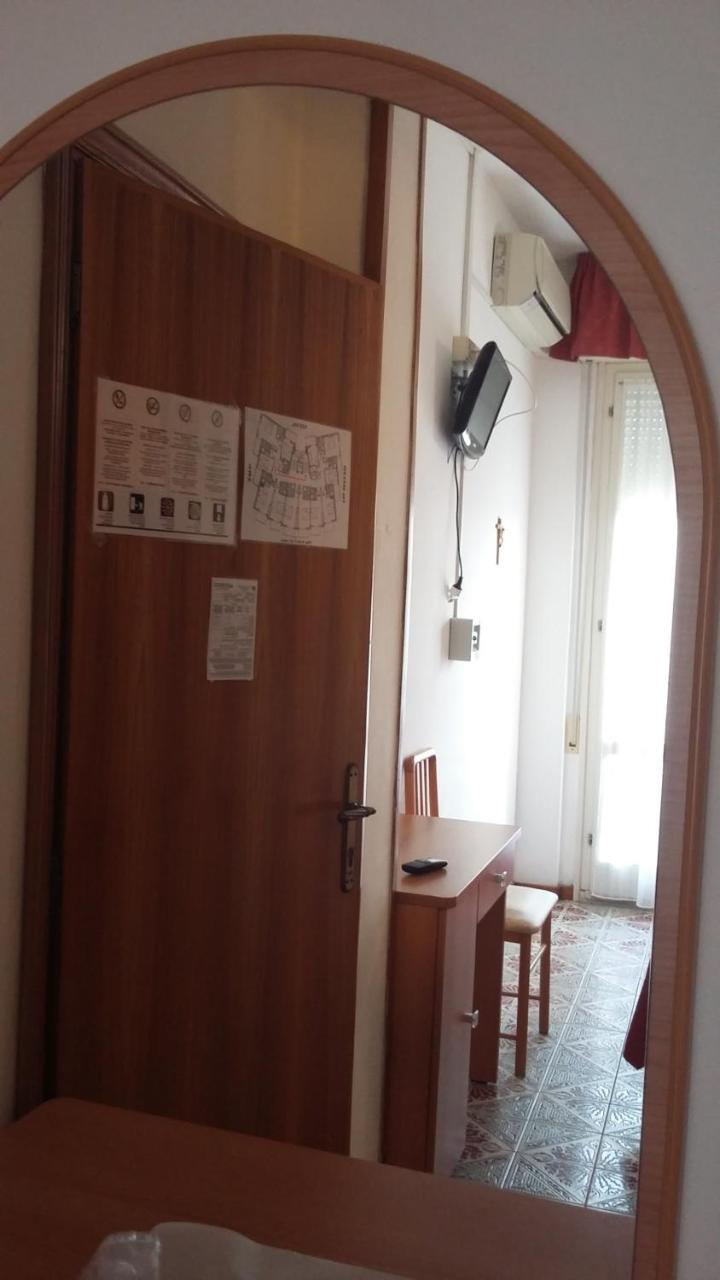 Zenith Hotel 3*